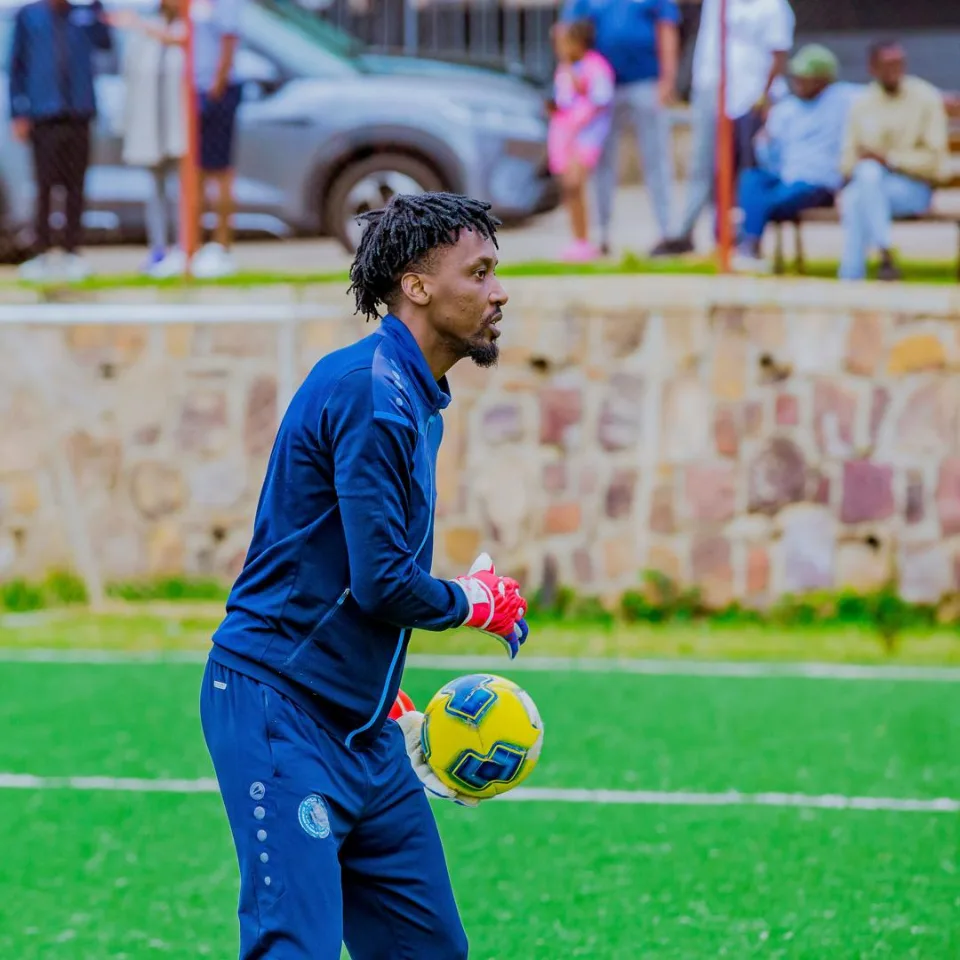 Emery Mvuyekure